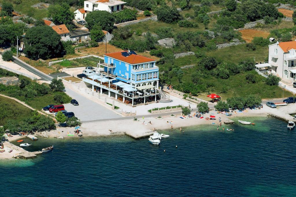 Villa Mediterana Seget Vranjica Exterior photo